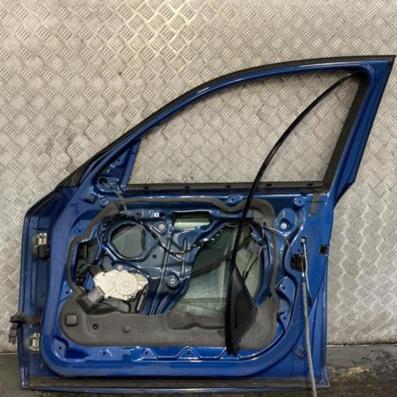 Porte avant droit BMW SERIE 1 E87 Photo n°4