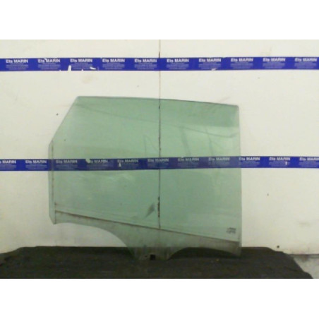 Vitre arriere droit RENAULT GRAND SCENIC 2 Photo n°1
