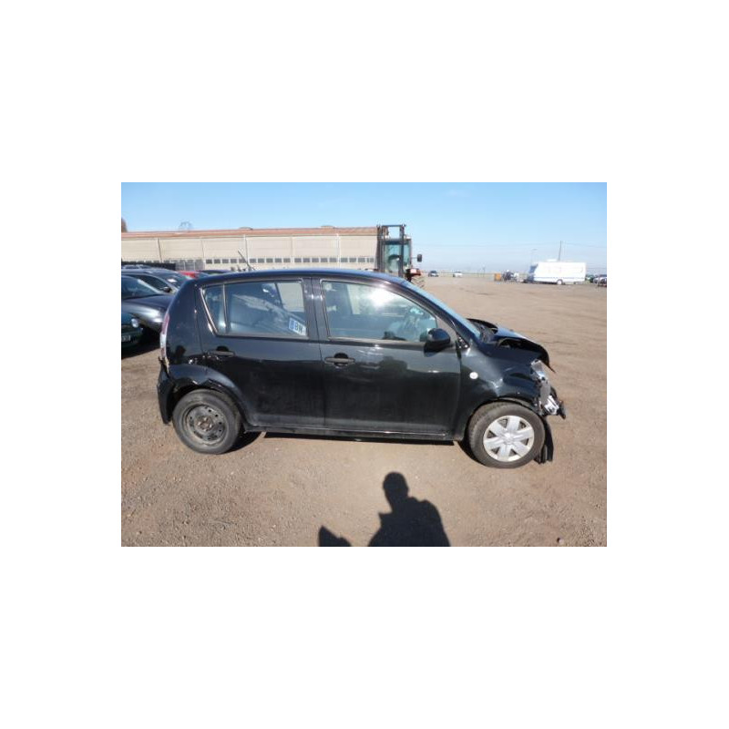 Porte arriere droit DAIHATSU SIRION 2 Photo n°3