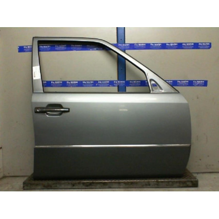 Porte avant droit MERCEDES 250 W124 Photo n°1