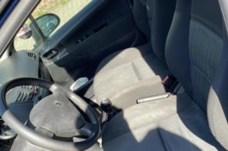 Porte avant droit PEUGEOT 207