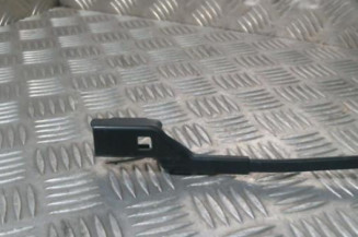 Bras essuie glace avant gauche PEUGEOT 2008 1