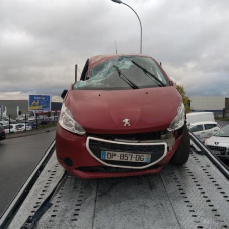 Pare boue arriere gauche PEUGEOT 208 1
