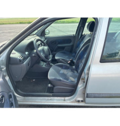 RENAULT CLIO 2 PHASE 1 1.2i - 8V