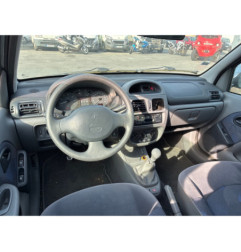 RENAULT CLIO 2 PHASE 1 1.2i - 8V