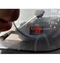 RENAULT CLIO 2 PHASE 1 1.2i - 8V