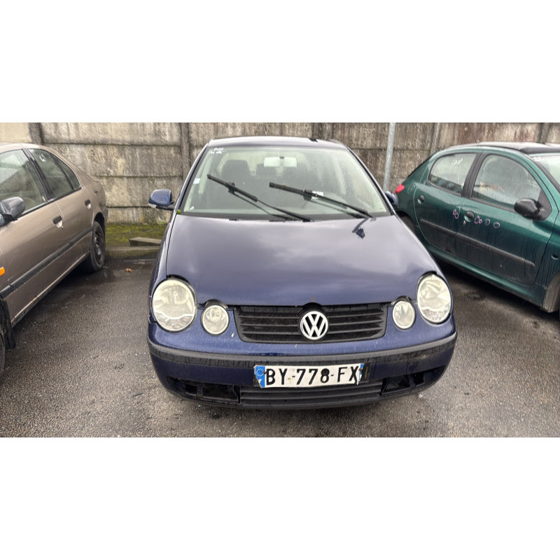 Calandre VOLKSWAGEN POLO 4 Photo n°11