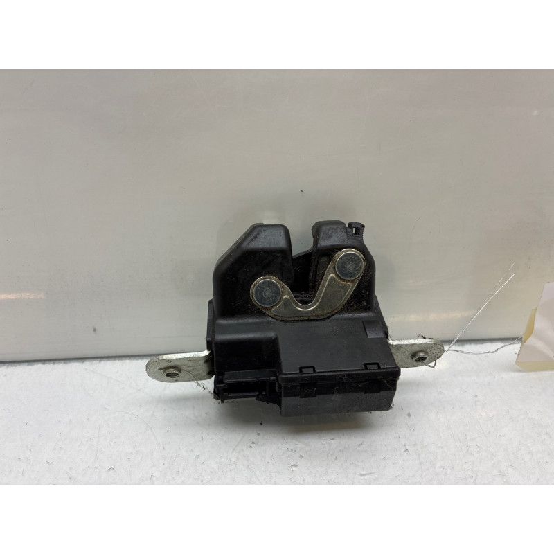 Serrure de coffre OPEL CORSA D Photo n°4