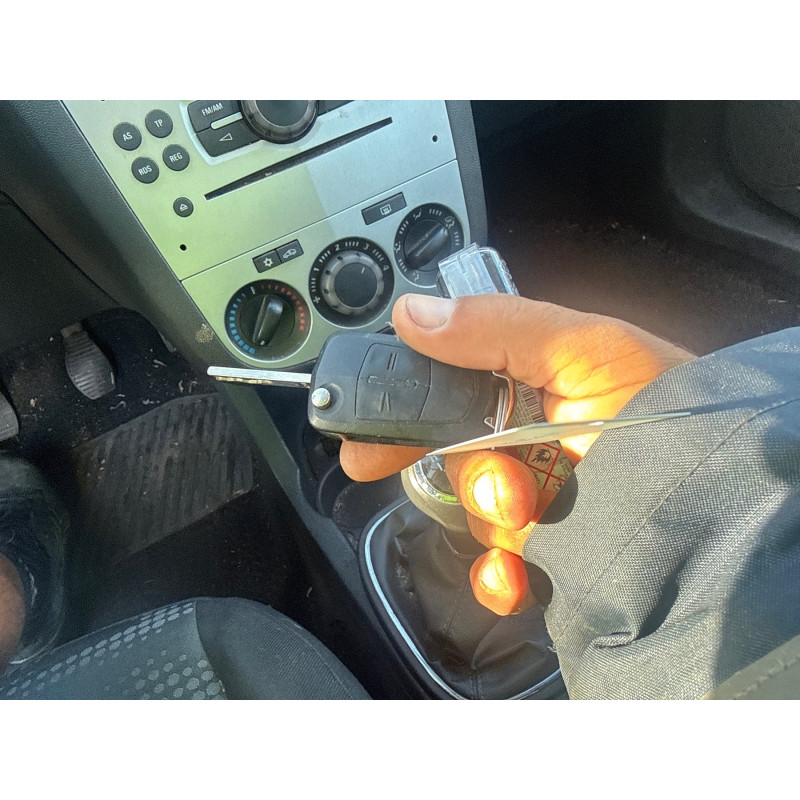 Serrure de coffre OPEL CORSA D Photo n°15