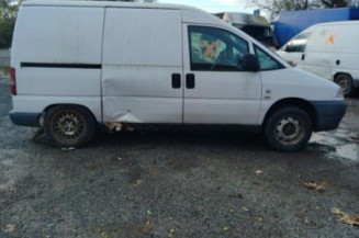 Serrure avant droit PEUGEOT EXPERT 1