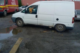 Serrure avant droit PEUGEOT EXPERT 1
