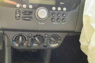 Bras essuie glace arriere SUZUKI SWIFT 3