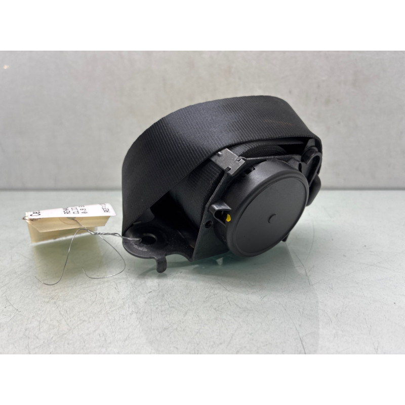 Ceinture arriere droit RENAULT CLIO 4 Photo n°1