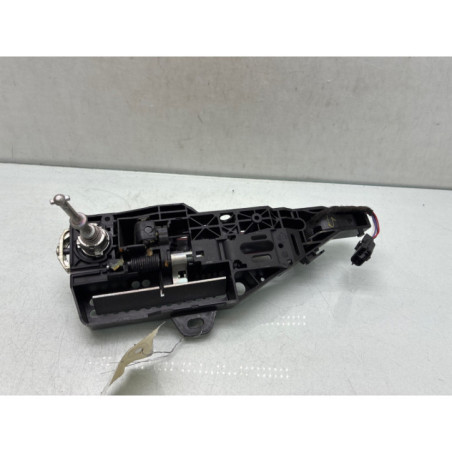 Poignee porte avant gauche RENAULT CLIO 4
