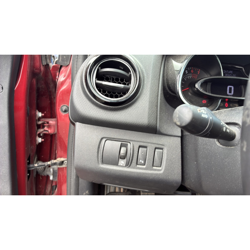 Pretensionneur de ceinture avant droit RENAULT CLIO 4 Photo n°19