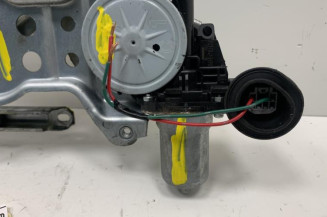Leve vitre electrique avant droit SUZUKI SWIFT 3