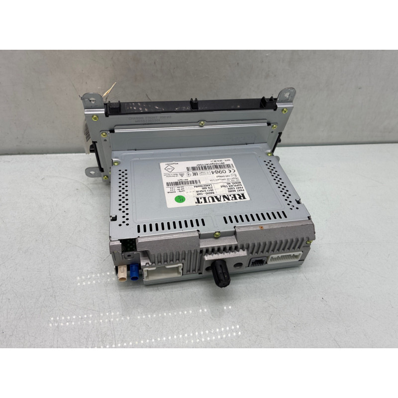 Ecran GPS RENAULT CLIO 4 Photo n°6