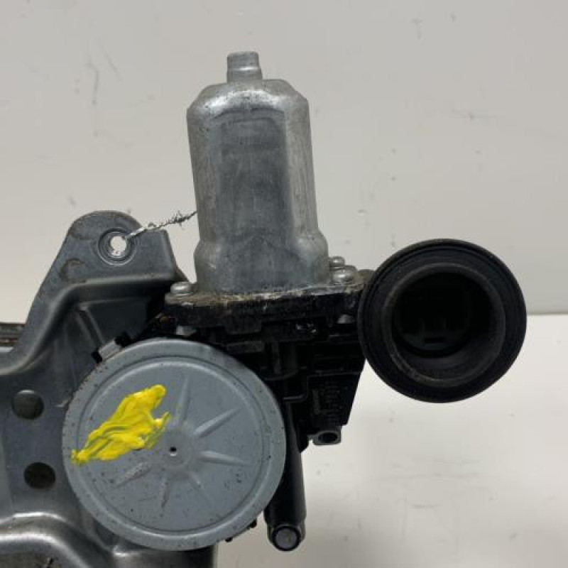 Leve vitre electrique avant gauche SUZUKI SWIFT 3 Photo n°3