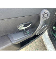 Bras essuie glace arriere RENAULT CLIO 3