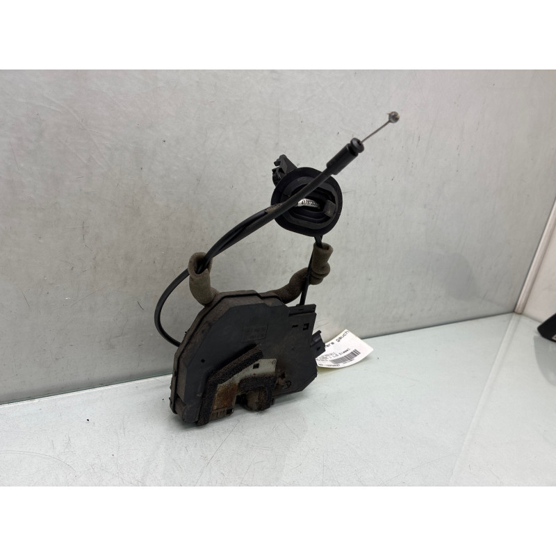 Serrure arriere gauche RENAULT CLIO 4 Photo n°4
