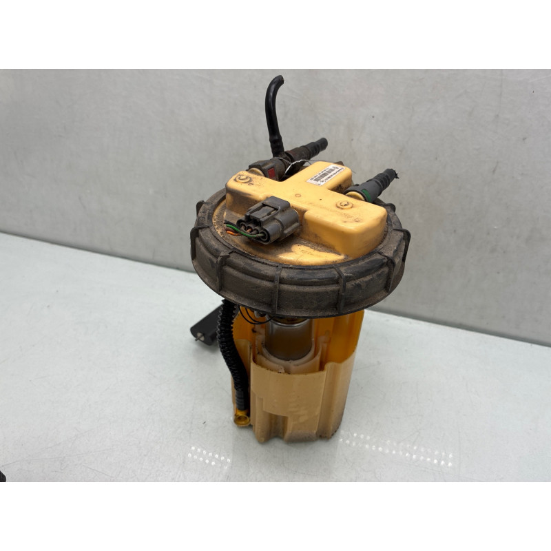 Pompe à carburant RENAULT CLIO 4 Photo n°3