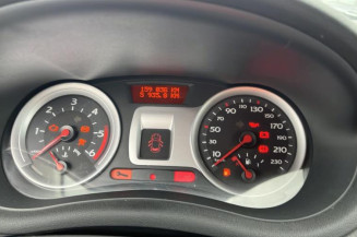 Pretensionneur de ceinture avant droit RENAULT CLIO 3