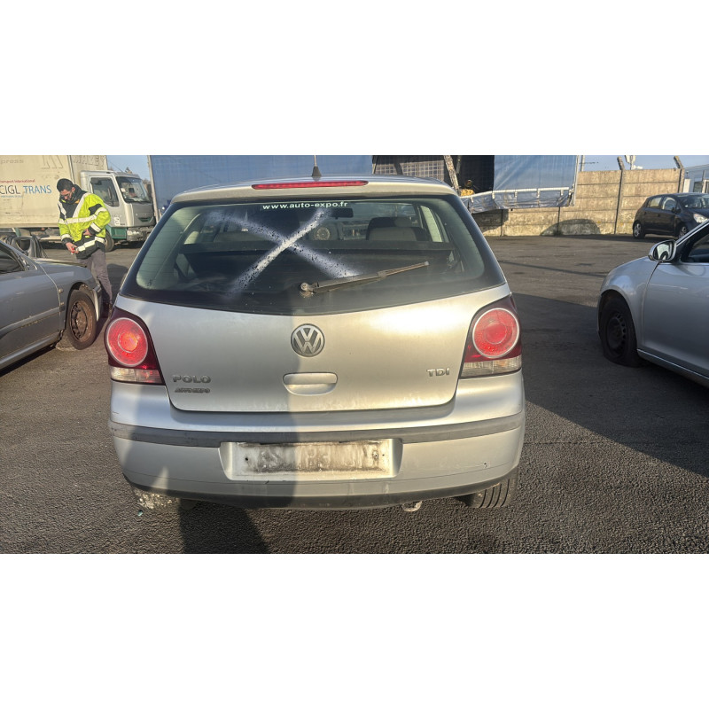 Vitre arriere gauche VOLKSWAGEN POLO 4 Photo n°9
