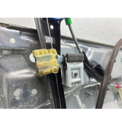 Leve vitre electrique avant droit VOLKSWAGEN POLO 4 Photo n°1