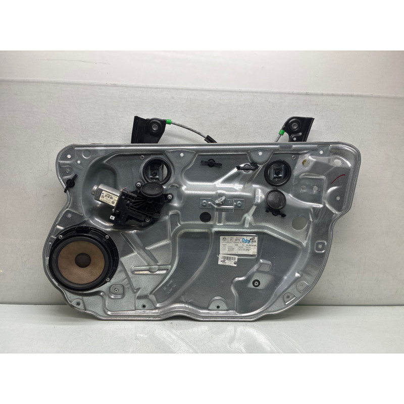 Leve vitre electrique avant droit VOLKSWAGEN POLO 4 Photo n°2