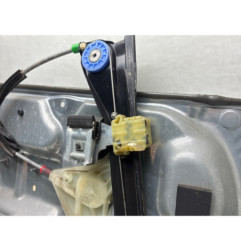 Leve vitre electrique avant droit VOLKSWAGEN POLO 4