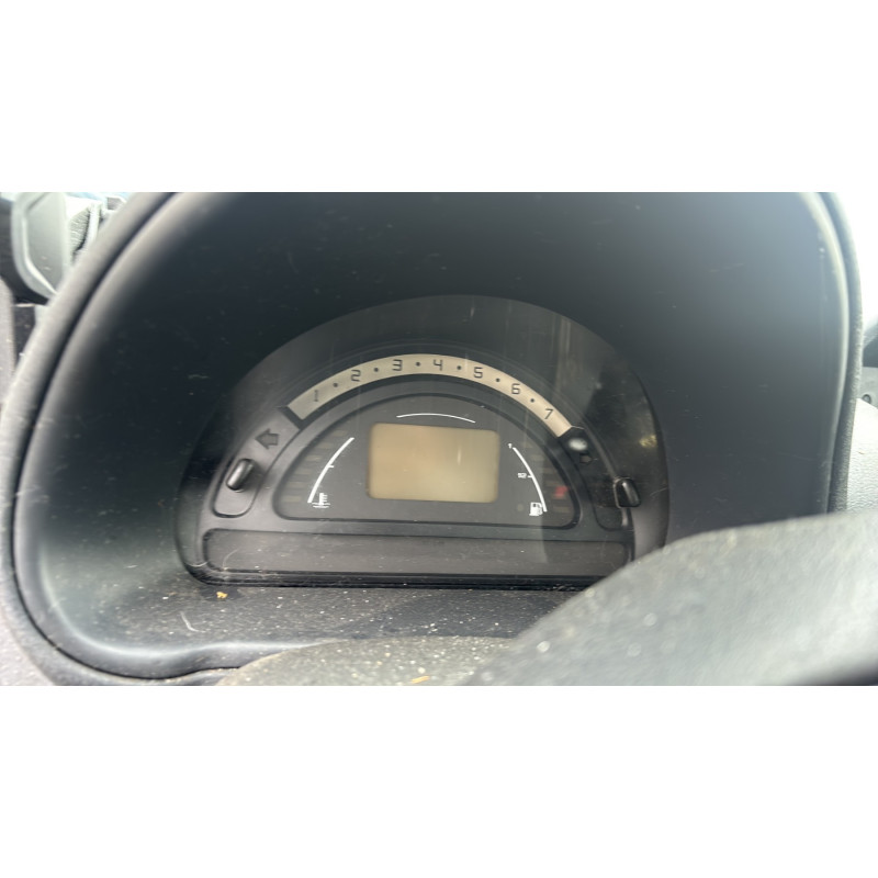 Custode arriere gauche CITROEN C2 Photo n°20