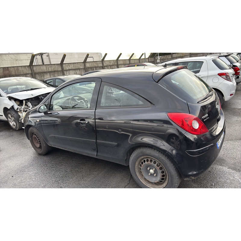 Bouton de coffre OPEL CORSA D Photo n°10