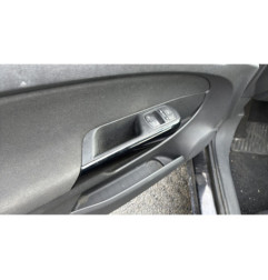 Bouton de coffre OPEL CORSA D