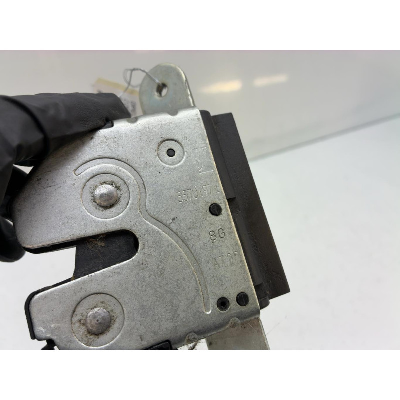 Serrure de coffre OPEL CORSA D Photo n°4