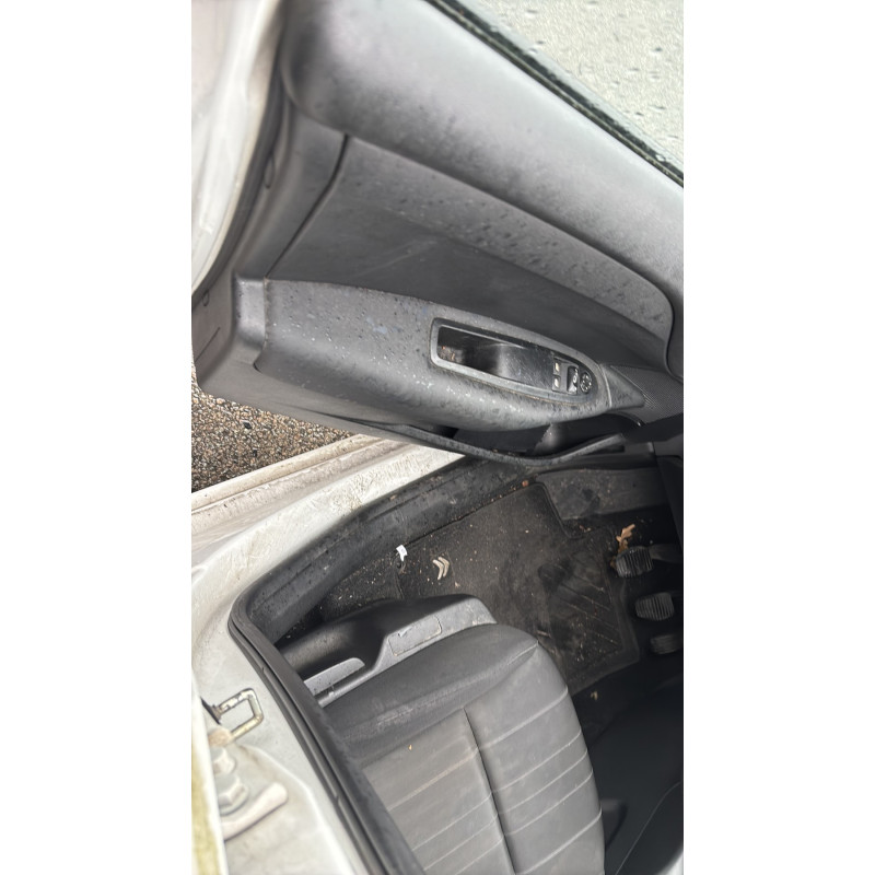 Leve vitre electrique avant gauche CITROEN C4 2 Photo n°14