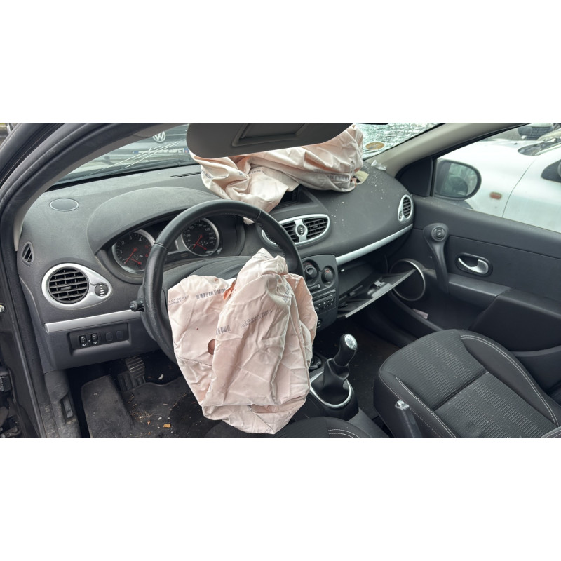 Neiman RENAULT CLIO 3 Photo n°17