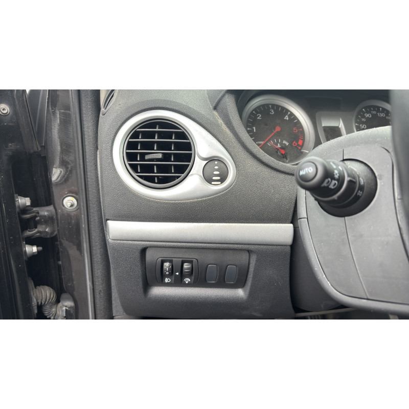 Neiman RENAULT CLIO 3 Photo n°20