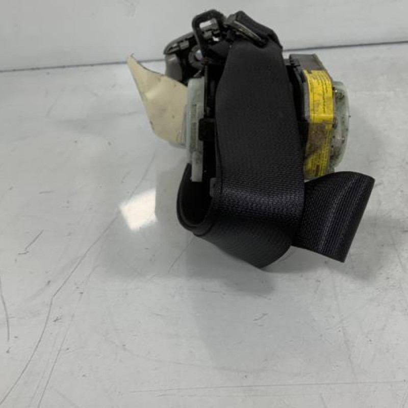 Pretensionneur de ceinture avant droit TOYOTA YARIS 1 Photo n°2