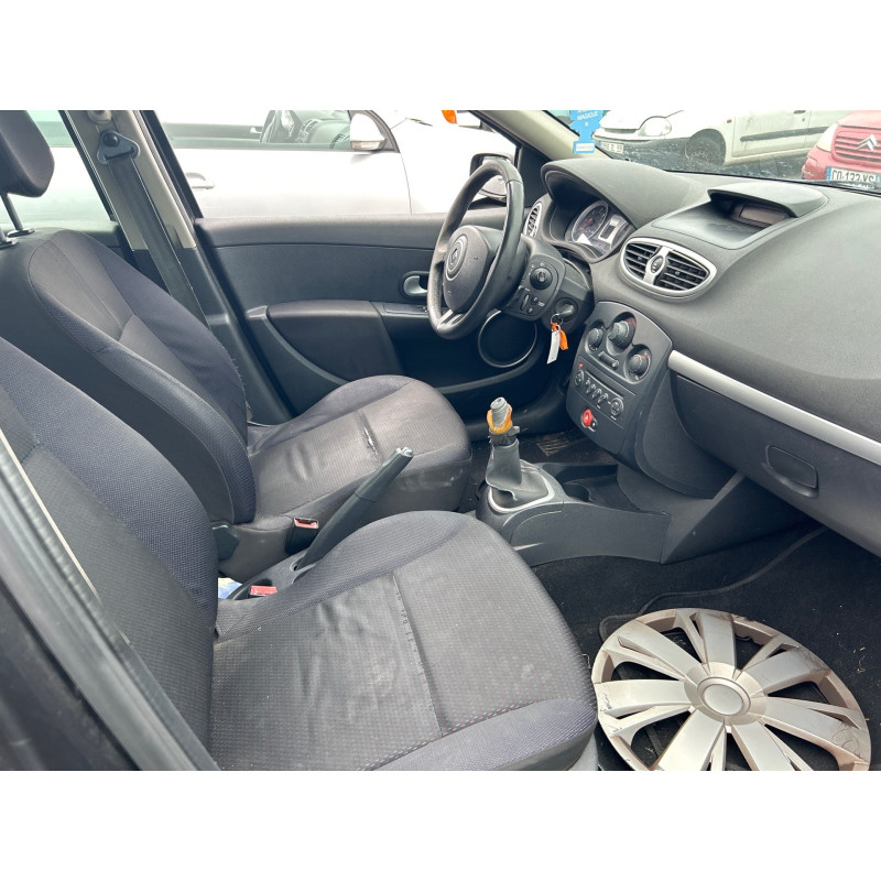 Neiman RENAULT CLIO 3 Photo n°16