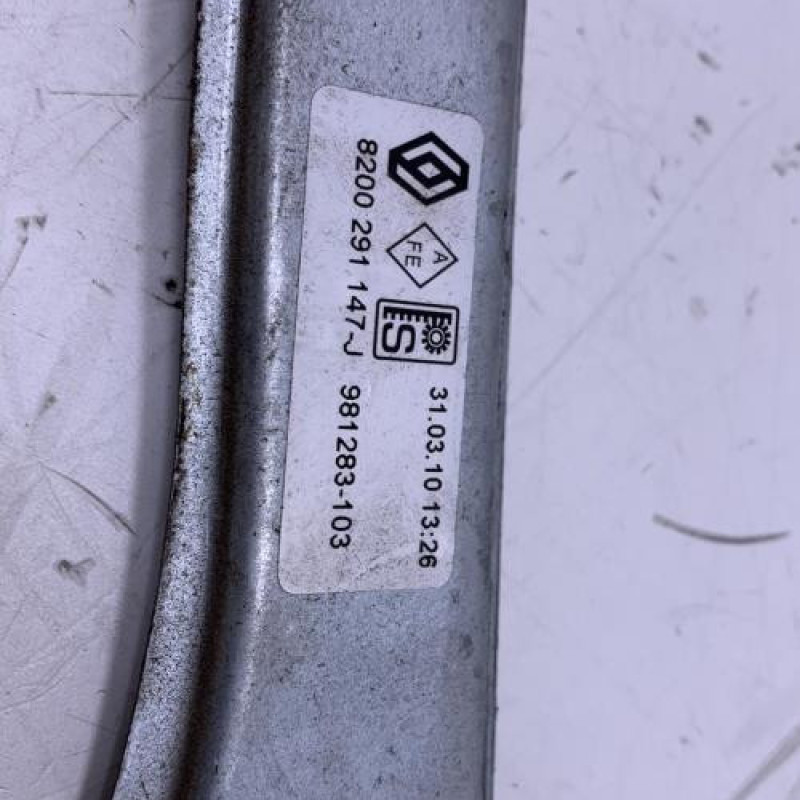 Leve vitre electrique avant droit RENAULT CLIO 3 Photo n°3