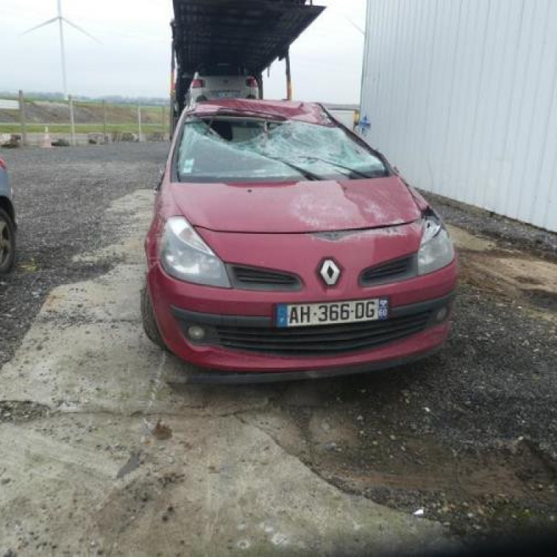 Leve vitre electrique avant droit RENAULT CLIO 3 Photo n°5