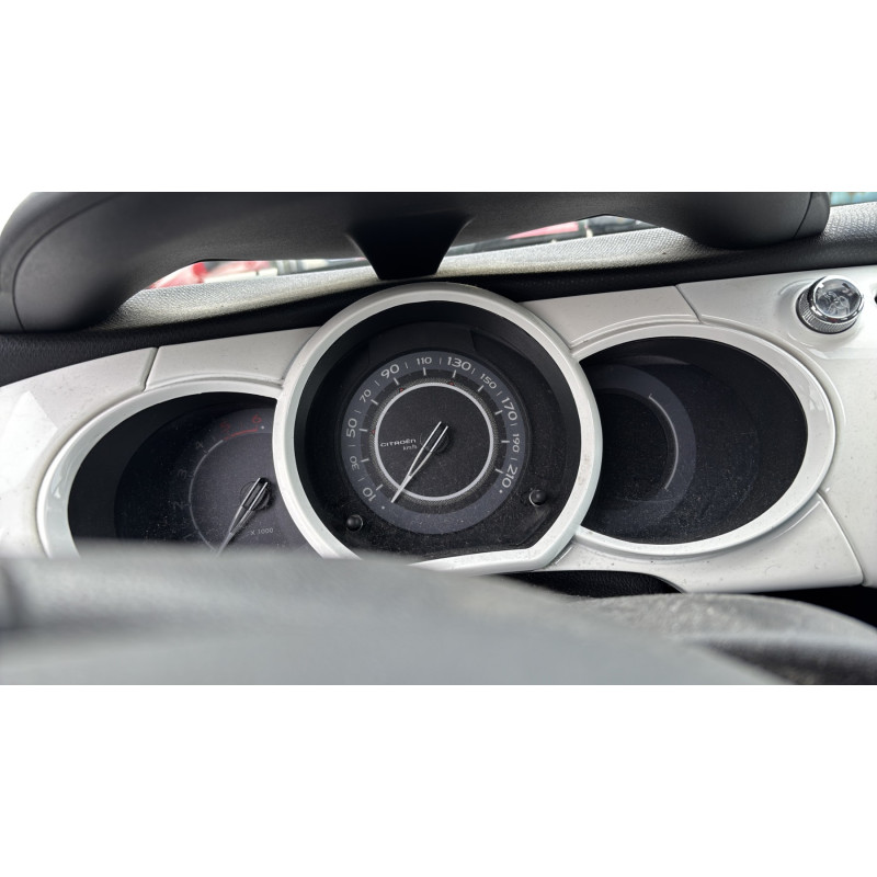 Custode avant droit (porte) CITROEN C3 2 Photo n°18