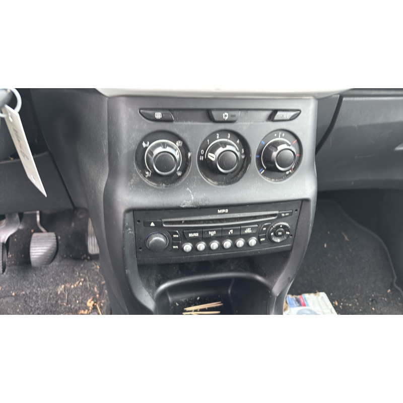 Custode avant droit (porte) CITROEN C3 2 Photo n°20