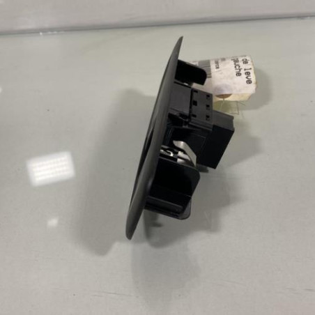 Interrupteur de leve vitre avant gauche PEUGEOT 208 1