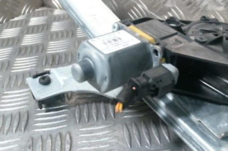 Leve vitre electrique avant gauche PEUGEOT 208 1