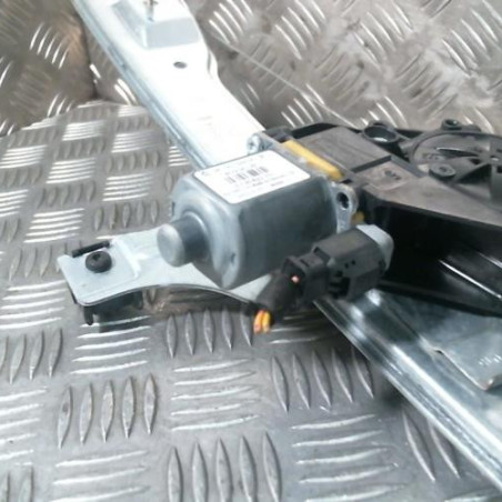 Leve vitre electrique avant gauche PEUGEOT 208 1