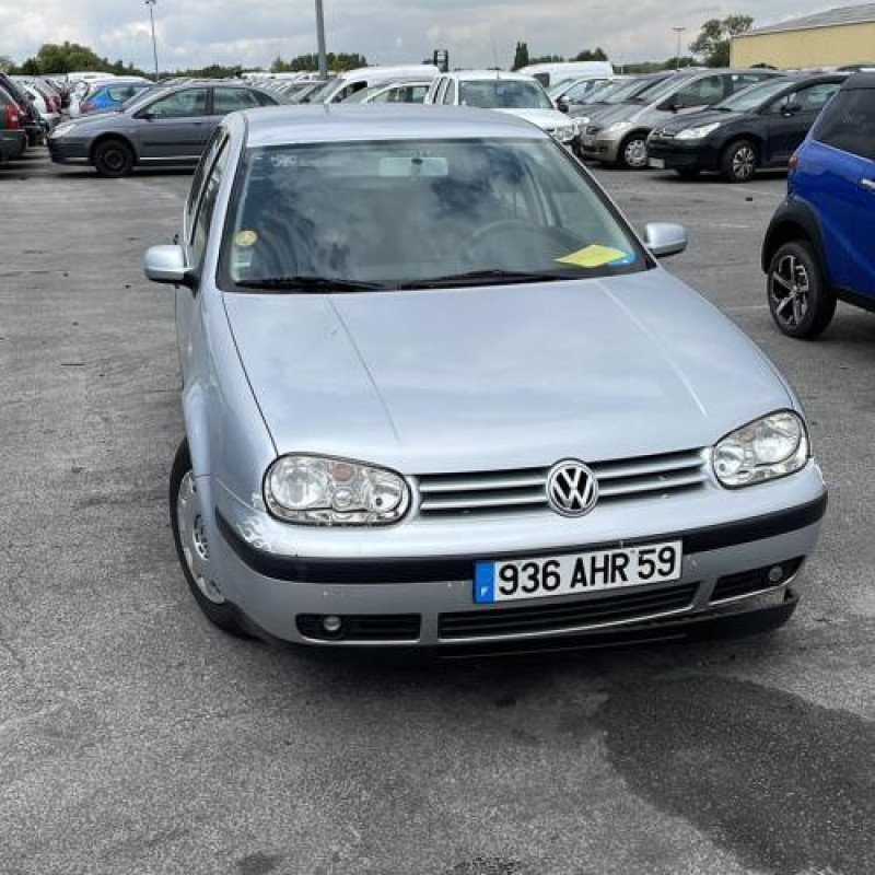 Feu arriere principal droit (feux) VOLKSWAGEN GOLF 4 Photo n°3