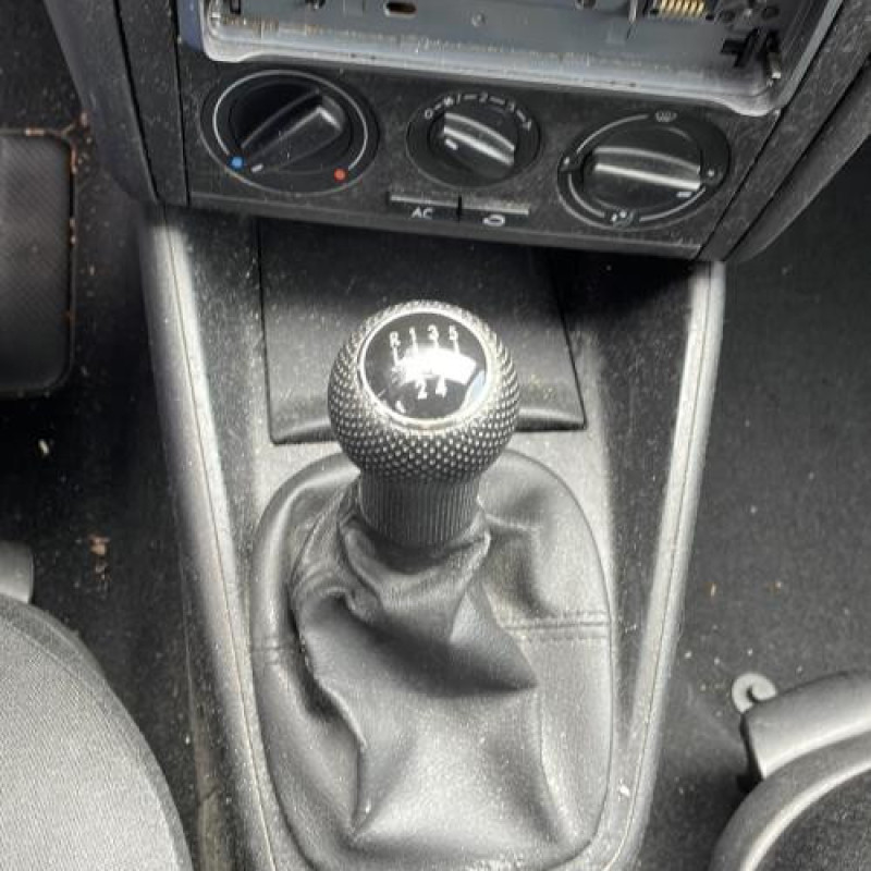 Feu arriere principal droit (feux) VOLKSWAGEN GOLF 4 Photo n°11