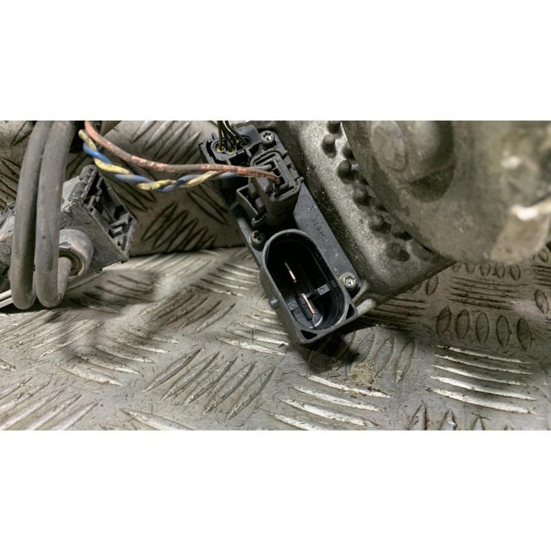 Cremaillere assistee PEUGEOT 207 Photo n°4