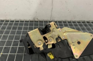 Serrure avant droit VOLVO V 40 1